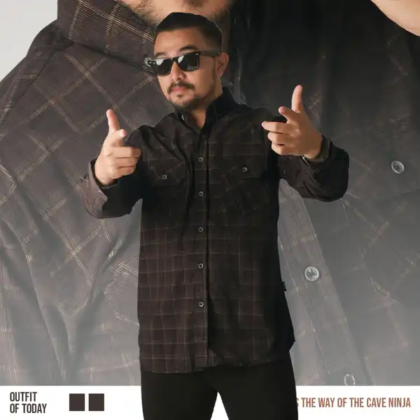 Kemeja Corduroy Coklat Kotak